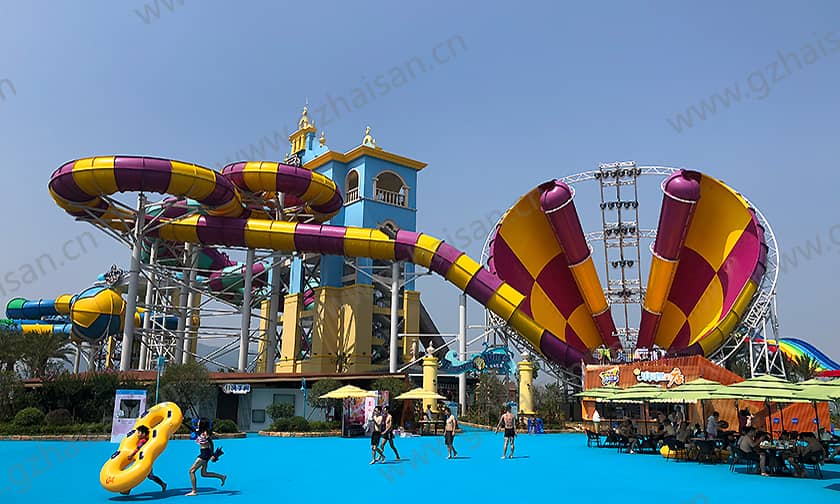 浙江宁波大目湾阿拉的海水上乐园超级龙卷风滑道