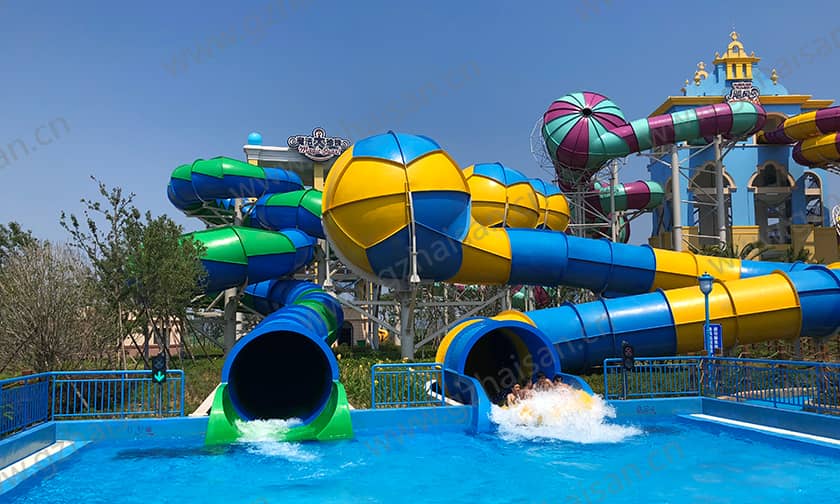 浙江宁波大目湾阿拉的海水上乐园巨龙传奇