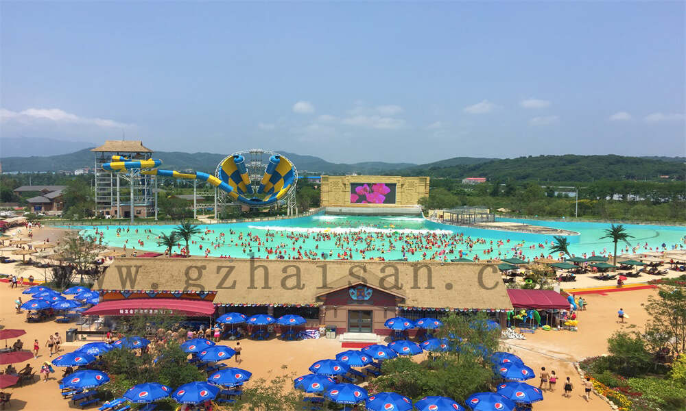 水上乐园设备厂家：夏天不去水上乐园你可能过了个假夏天
