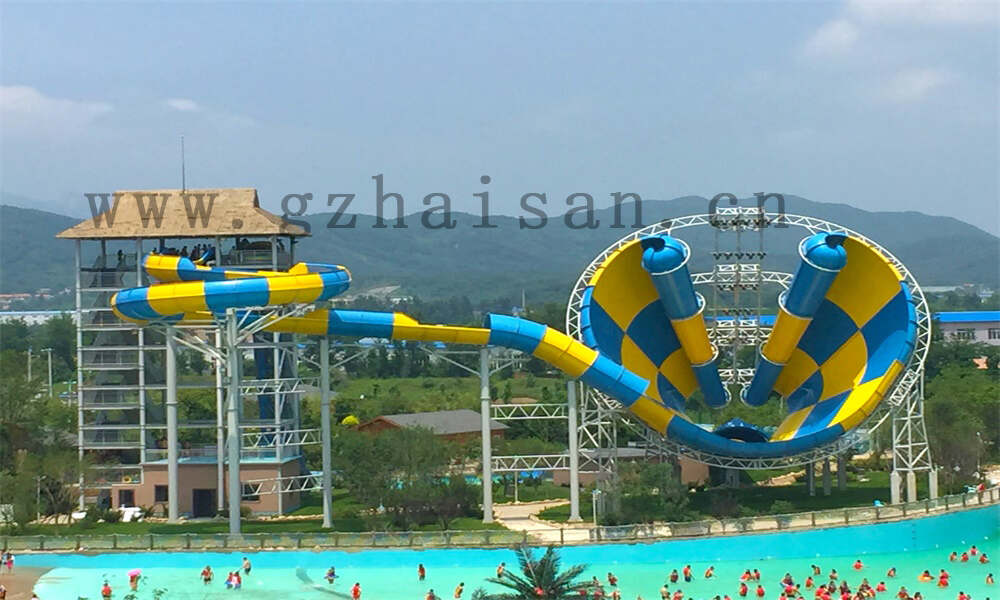 AI融合科技与欢乐：水上乐园设备的创新融合