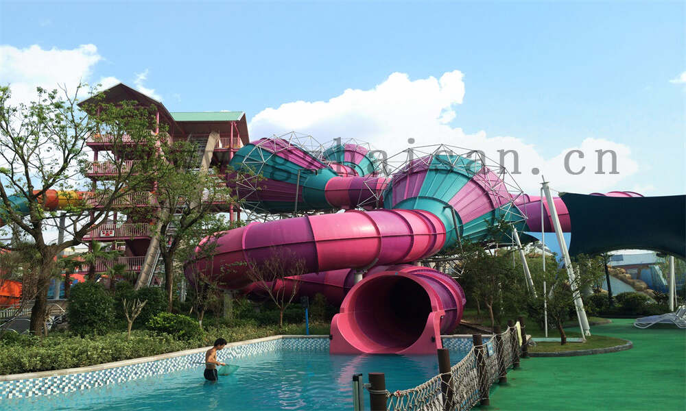 水上乐园规划中如何考虑到游客的需求？