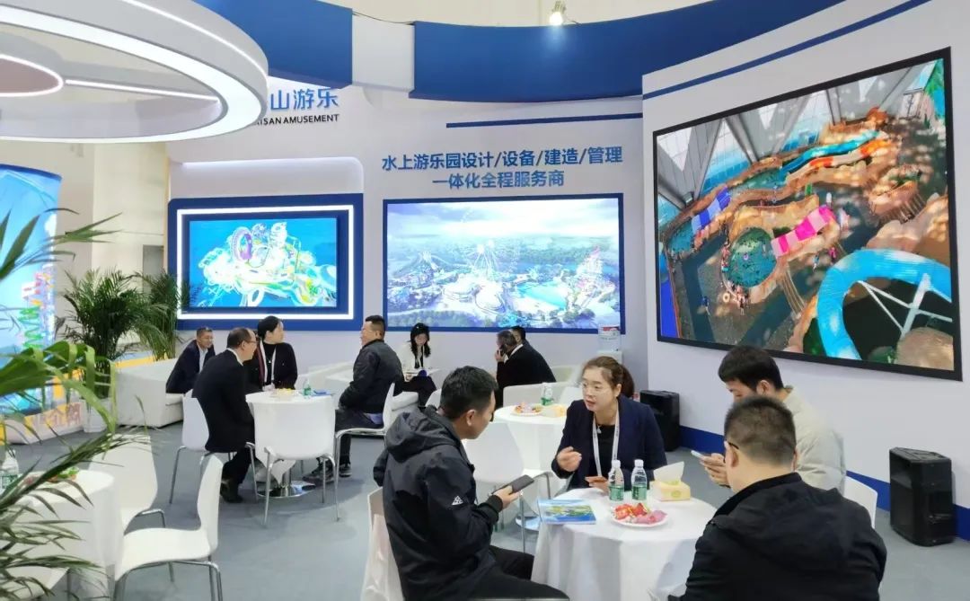 齐聚北京，共绘蓝图 | jinnianhui今年会游乐亮相2025北京国际游乐展，展现行业领军者风采