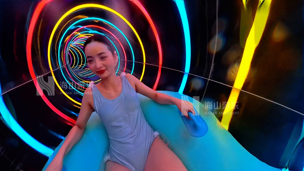 打破季节边界，定义全季狂欢｜超级魔法时空组合滑道，引领水乐园新纪元